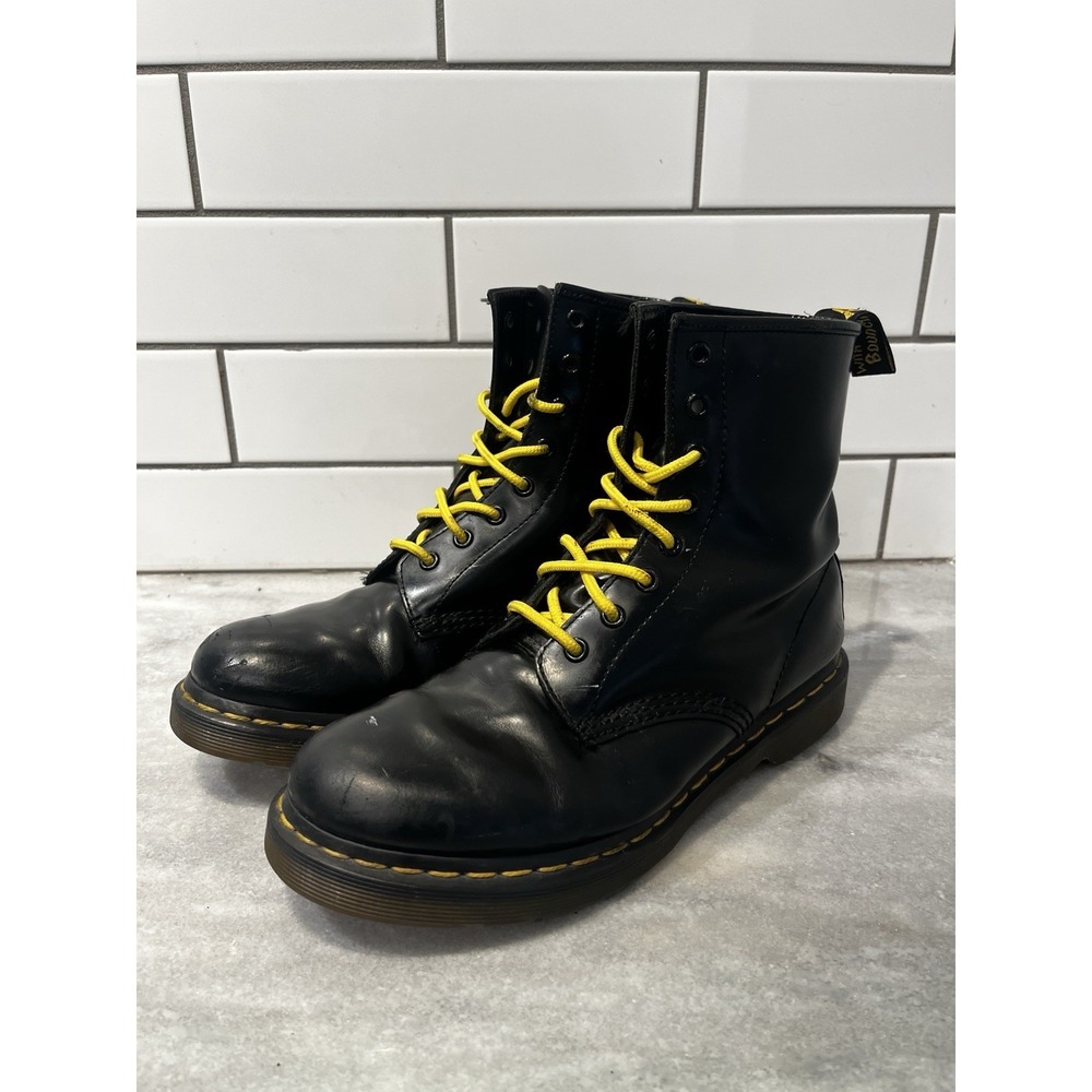 Dr. Martens Docs Smooth Black Lace Up Boots Men's 8- Air Wair 1460W-punk- Grunge